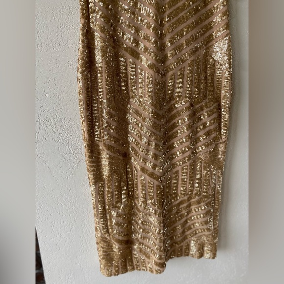 Dress the Population Gold Sequin Mesh Fitted Midi Dress Metallic Large Sparkle - Picture 6 of 6